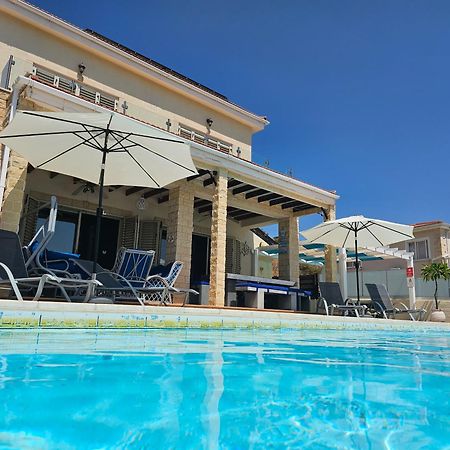 Villa Ocean Breeze Пейя Екстер'єр фото